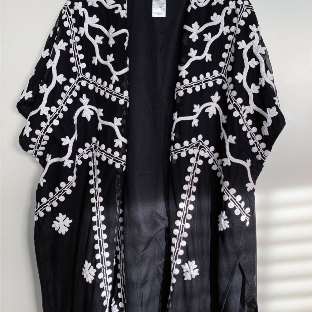 Chico's Embroidered Kimono